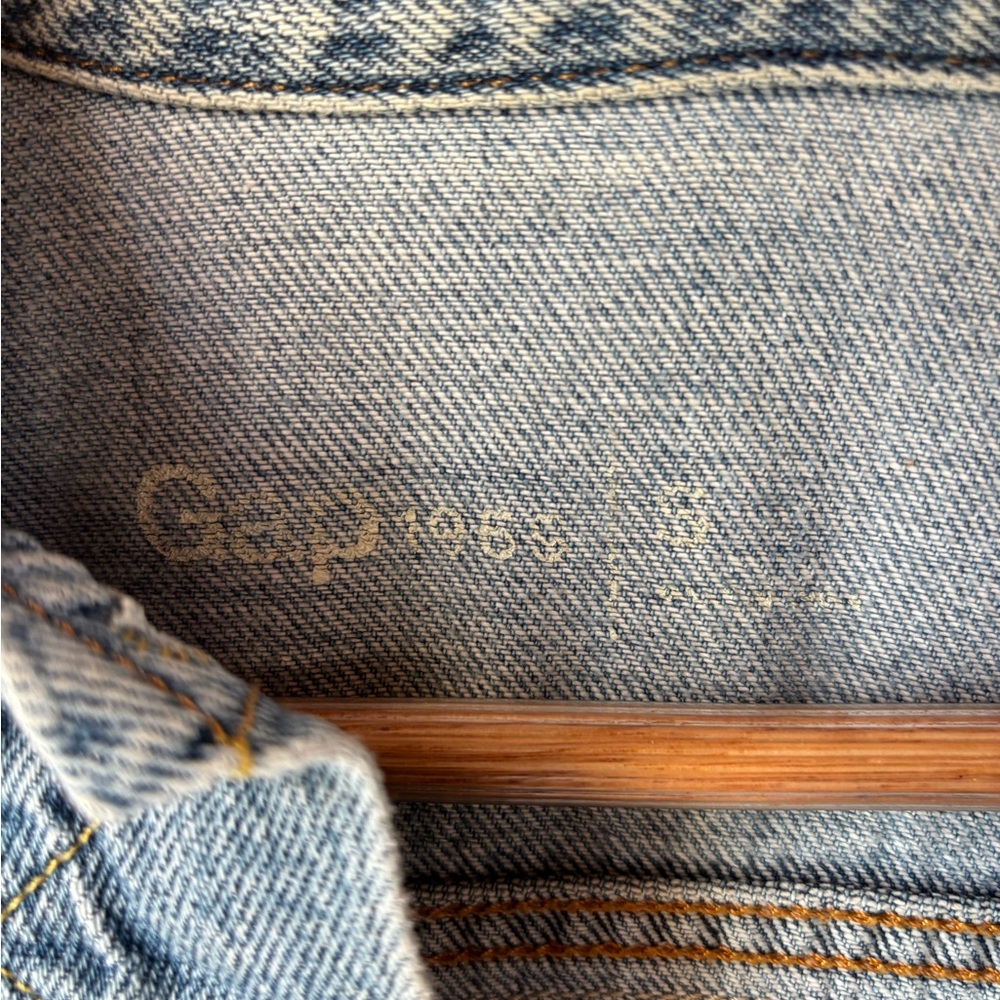 GAP Light Blue Denim Jacket with Fringe. - Picture 2 of 4